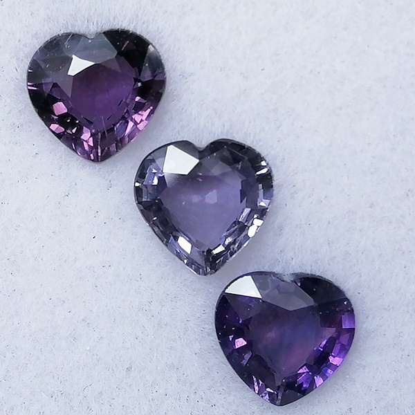3 Zafiros Violetas 2,08 ct