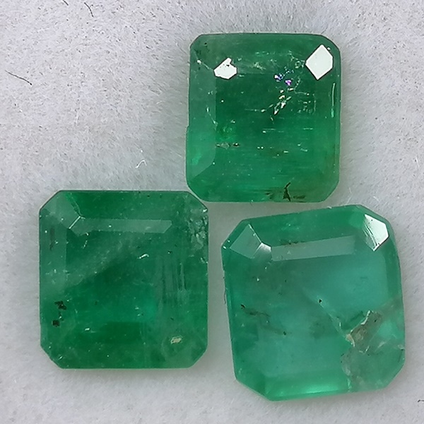 3 Esmeraldas 2,86 ct Verdes - Imagen 7