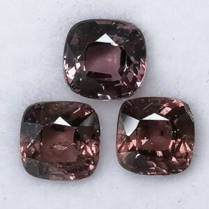 3 Granates 3,60 ct Verdes