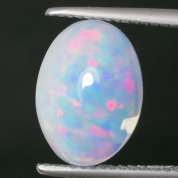 Ópalo Noble 3,68ct Juego de Colores