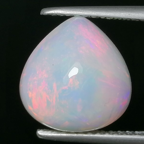 Ópalo Noble 3,71ct Juego de Colores