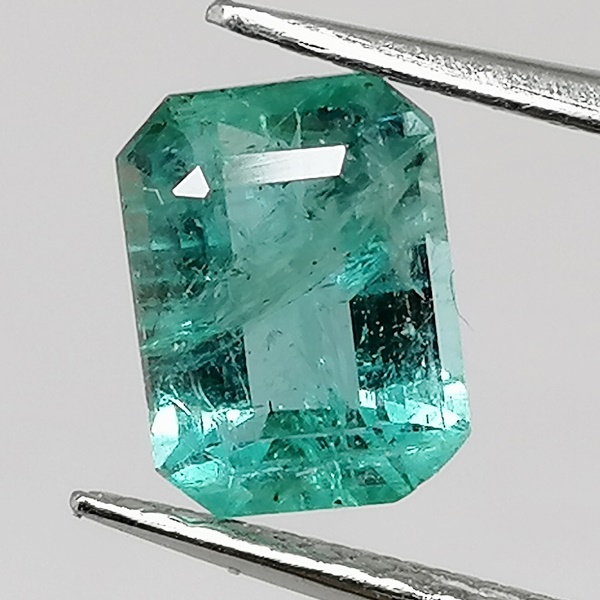 Esmeralda Zambia 0,95ct Verde Azulado
