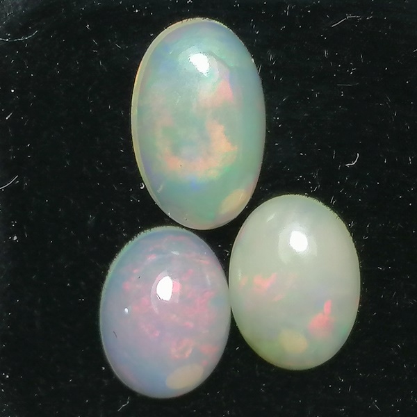 Ópalo Noble 2,76ct Juego de Colores - Imagen 6