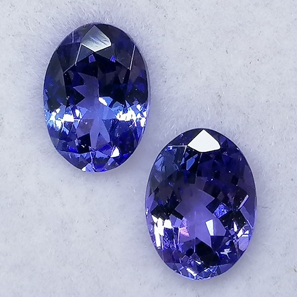 2 Tanzanitas 2,05 ct Violeta/Azulado - Imagen 9