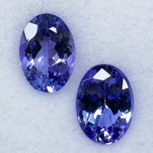 2 Tanzanitas 2,06 ct Violeta/Azulado