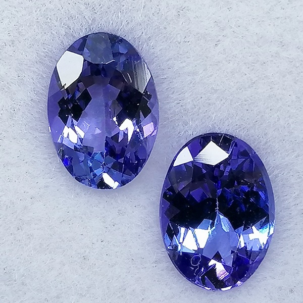 2 Tanzanitas 2,06 ct Violeta/Azulado - Imagen 3