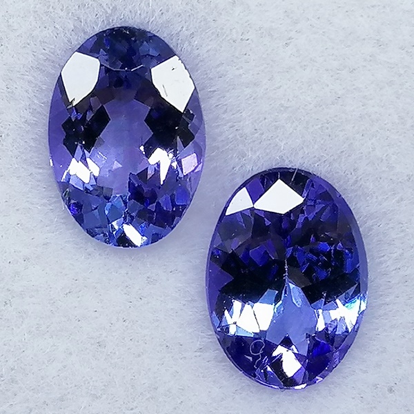 2 Tanzanitas 2,06 ct Violeta/Azulado - Imagen 4
