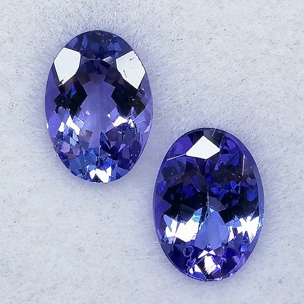 2 Tanzanitas 2,06 ct Violeta/Azulado - Imagen 7